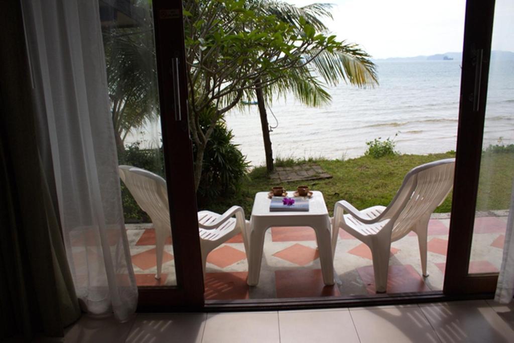 Koh Kwang Seaview Hotel Klong Muang Beach Bagian luar foto
